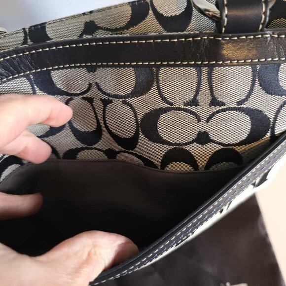 NWT Coach Penelope Signature Lunch Tote Bag Navy Blue with dust bag - Picture 7 of 12